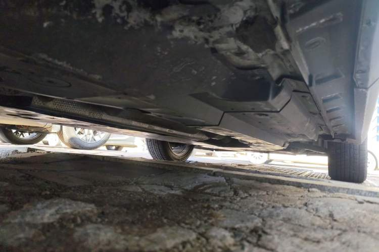 Used Toyota Harrier 2022 2.0L CVT Two-Wheel Drive Deluxe Edition Chassis Rear Right