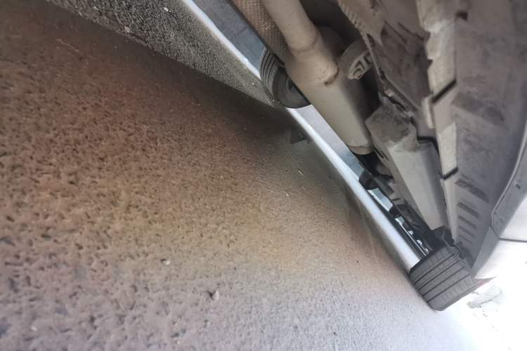Used Toyota Harrier 2022 Dual-Engine 2.5L CVT Two-Wheel Drive Luxury Edition Chassis Rear Right