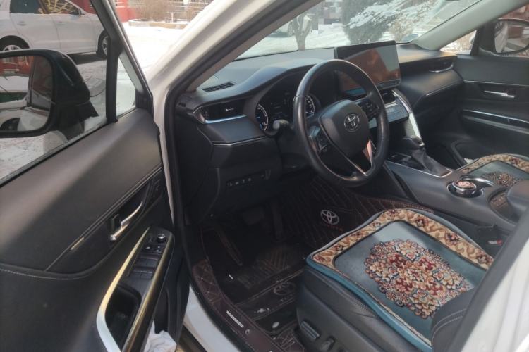 Used Toyota Harrier 2022 Dual-Engine 2.5L CVT Four-Wheel Drive Luxury Edition Driver Seat