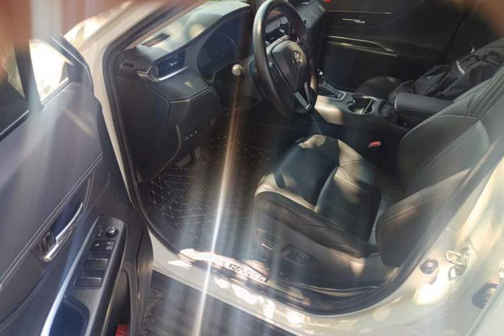 Used Toyota Harrier 2022 2.0L CVT Two-Wheel Drive Luxury Edition Driver Seat