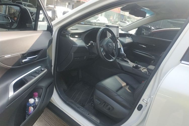 Used Toyota Harrier 2022 2.0L CVT Two-Wheel Drive Luxury Edition Driver Seat