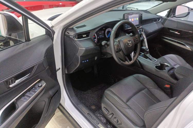 Used Toyota Harrier 2022 Dual-Engine 2.5L CVT Two-Wheel Drive Luxury Edition Driver Seat