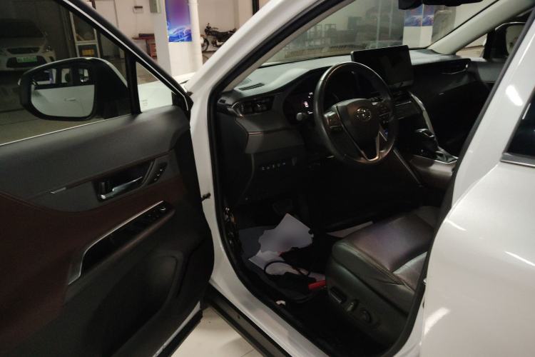 Used Toyota Harrier 2022 Dual-Engine 2.5L CVT Four-Wheel Drive Luxury Edition Driver Seat