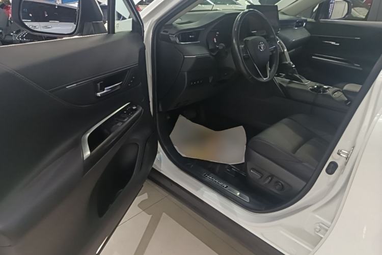 Used Toyota Harrier 2022 Dual-Engine 2.5L CVT Four-Wheel Drive Luxury Edition Driver Seat