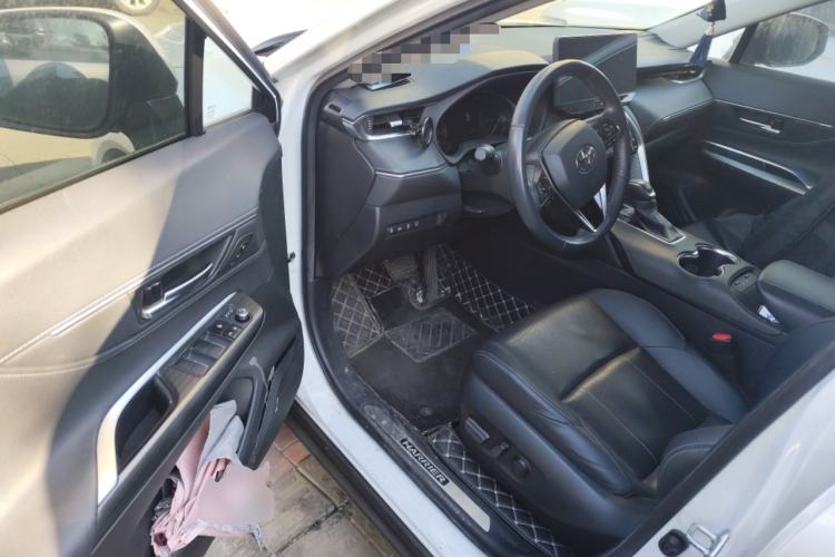 Used Toyota Harrier 2022 2.0L CVT Two-Wheel Drive Deluxe Edition Driver Seat