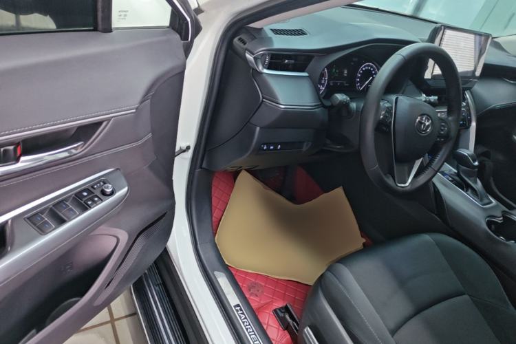 Used Toyota Harrier 2022 2.0L CVT Two-Wheel Drive Entry Version Driver Seat