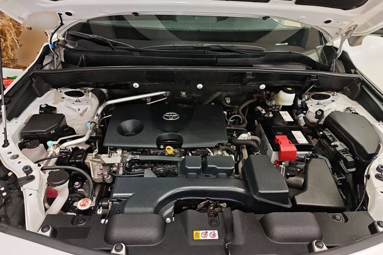 Used Toyota Harrier 2022 2.0L CVT Two-Wheel Drive Deluxe Edition Engine Bay