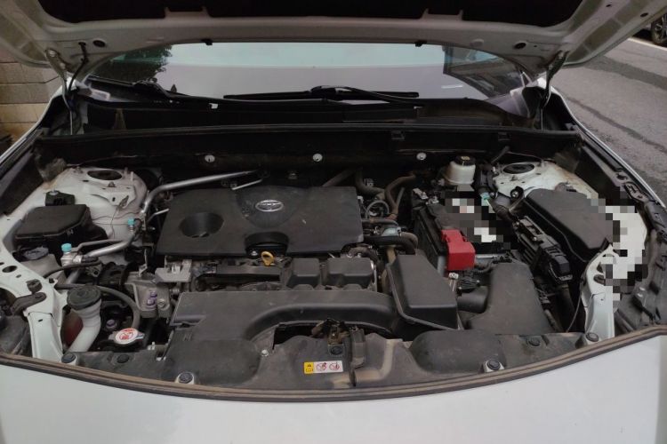 Used Toyota Harrier 2022 2.0L CVT Two-Wheel Drive Luxury Edition Engine Bay