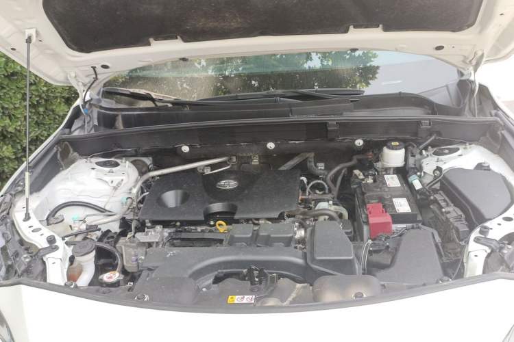 Used Toyota Harrier 2022 2.0L CVT Two-Wheel Drive Entry Version Engine Bay
