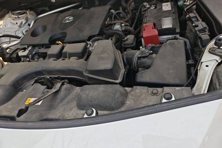 Used Toyota Harrier 2022 2.0L CVT Two-Wheel Drive Entry Version Engine Bay
