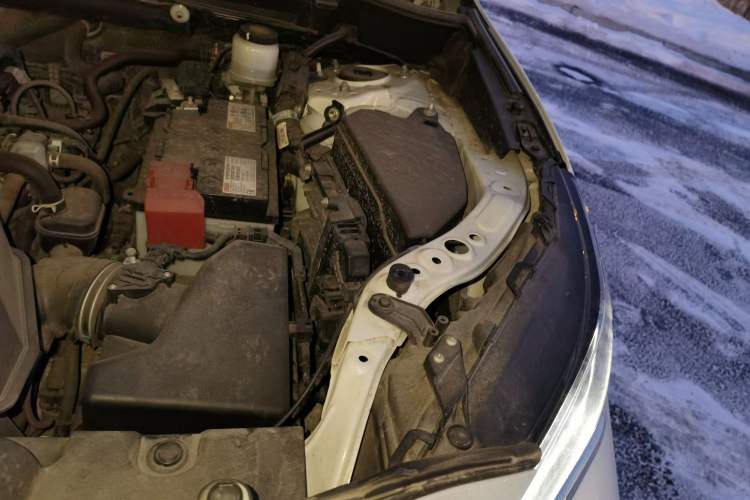 Used Toyota Harrier 2022 2.0L CVT Two-Wheel Drive Entry Version Engine Bay Left
