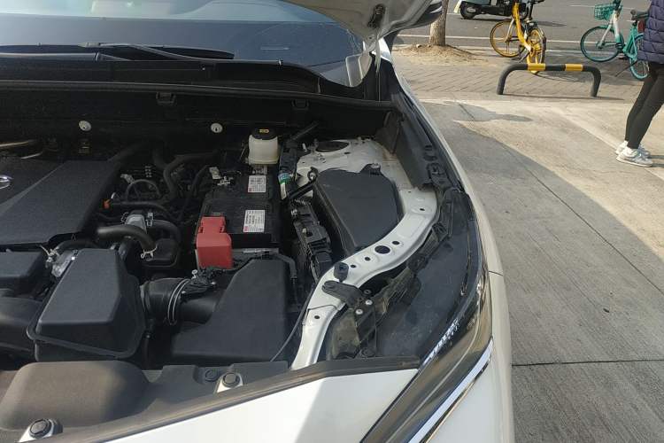 Used Toyota Harrier 2022 2.0L CVT Two-Wheel Drive Luxury Edition Engine Bay Left