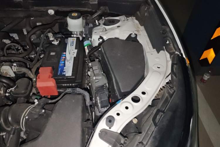 Used Toyota Harrier 2022 2.0L CVT Two-Wheel Drive Deluxe Edition Engine Bay Left