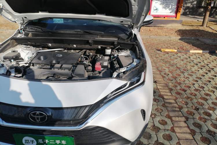 Used Toyota Harrier 2022 2.0L CVT Two-Wheel Drive Deluxe Edition Engine Bay Left