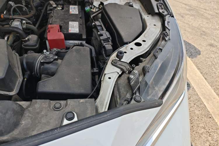 Used Toyota Harrier 2022 2.0L CVT Two-Wheel Drive Entry Version Engine Bay Left