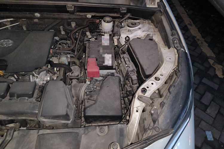 Used Toyota Harrier 2022 2.0L CVT Two-Wheel Drive Deluxe Edition Engine Bay Left