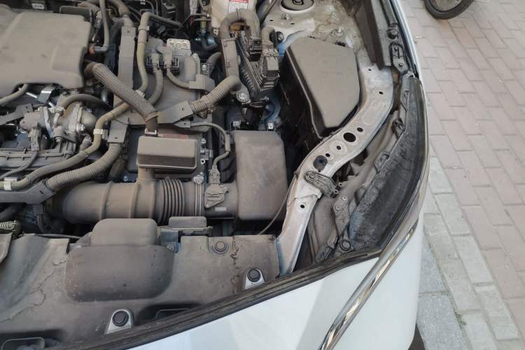 Used Toyota Harrier 2022 Dual-Engine 2.5L CVT Two-Wheel Drive Luxury Edition Engine Bay Left