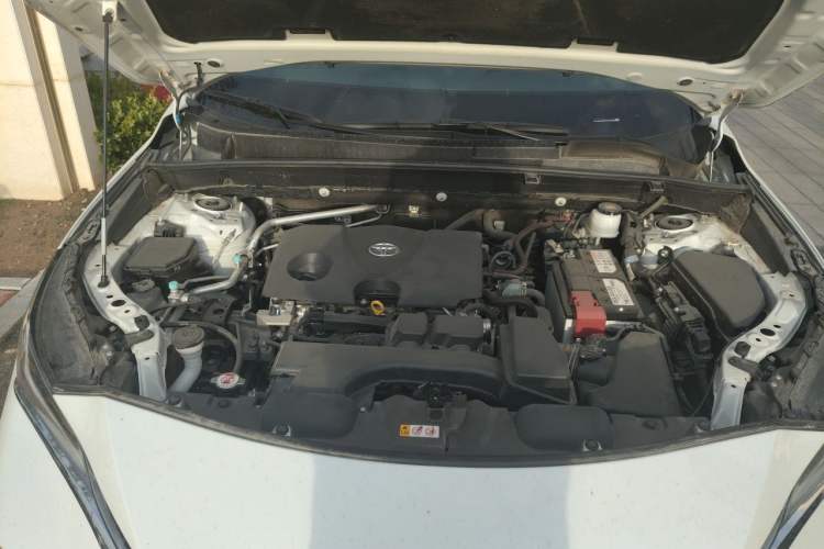 Used Toyota Harrier 2022 2.0L CVT Two-Wheel Drive Deluxe Edition Engine Bay