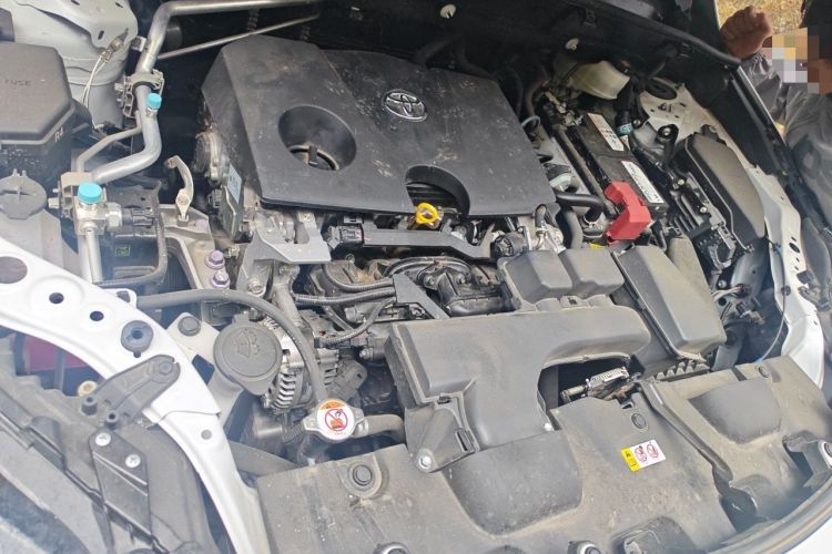 Used Toyota Harrier 2022 2.0L CVT Two-Wheel Drive Luxury Edition Engine Bay