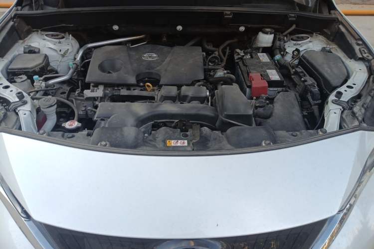 Used Toyota Harrier 2022 2.0L CVT Two-Wheel Drive Luxury Edition Engine Bay