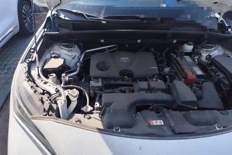 Used Toyota Harrier 2022 2.0L CVT Two-Wheel Drive Deluxe Edition Engine Bay Right