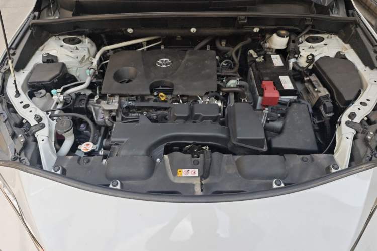 Used Toyota Harrier 2022 2.0L CVT Two-Wheel Drive Deluxe Edition Engine Bay