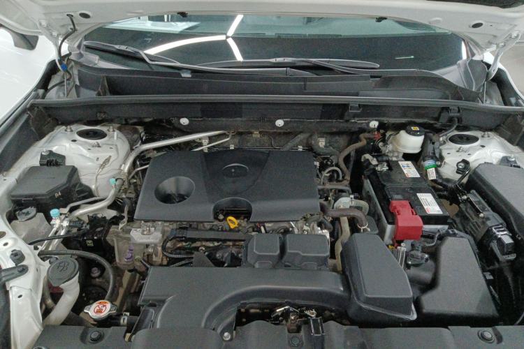 Used Toyota Harrier 2022 2.0L CVT Two-Wheel Drive Luxury Edition Engine Bay