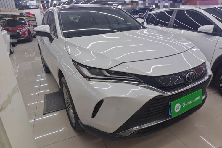 Used Toyota Harrier 2022 2.0L CVT Two-Wheel Drive Deluxe Edition Exterior 1