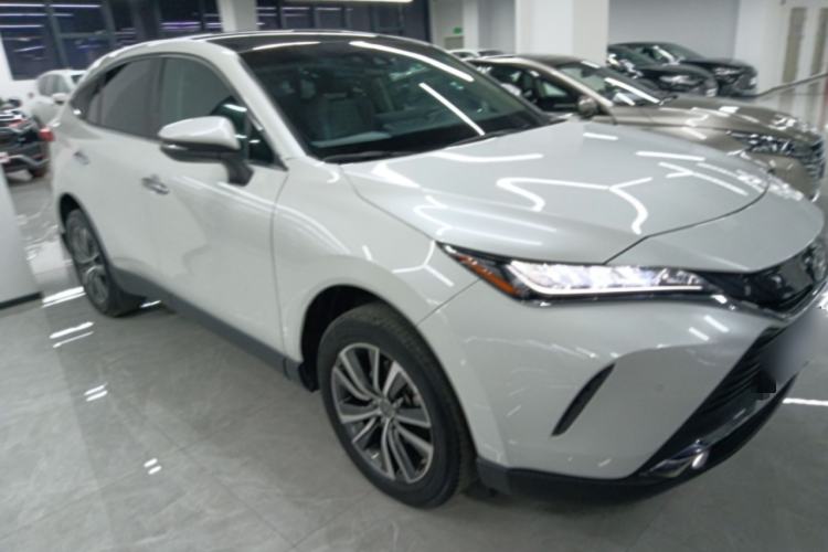 Used Toyota Harrier 2022 2.0L CVT Two-Wheel Drive Luxury Edition Exterior 1
