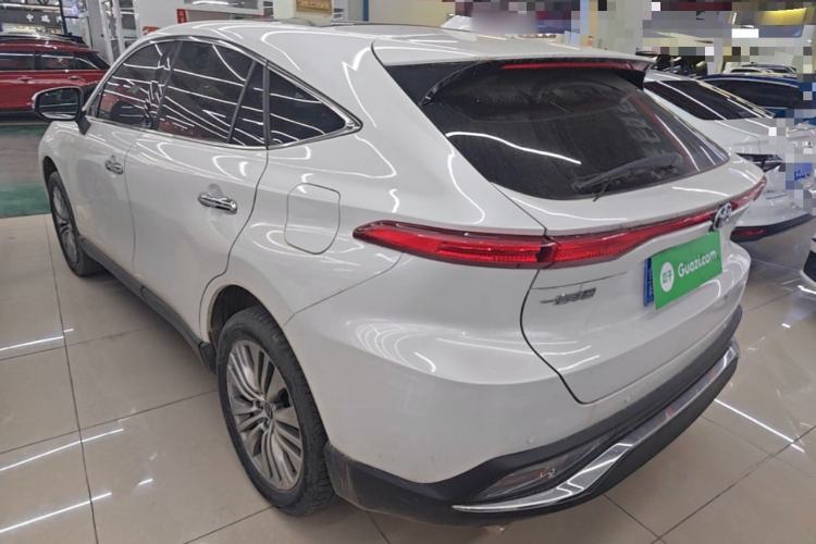 Used Toyota Harrier 2022 2.0L CVT Two-Wheel Drive Deluxe Edition Exterior 2