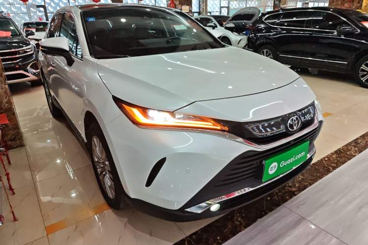 Used Toyota Harrier 2022 2.0L CVT Two-Wheel Drive Deluxe Edition Exterior 2