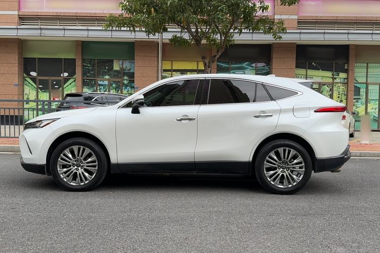 Used Toyota Harrier 2022 2.0L CVT Two-Wheel Drive Deluxe Edition Exterior 2