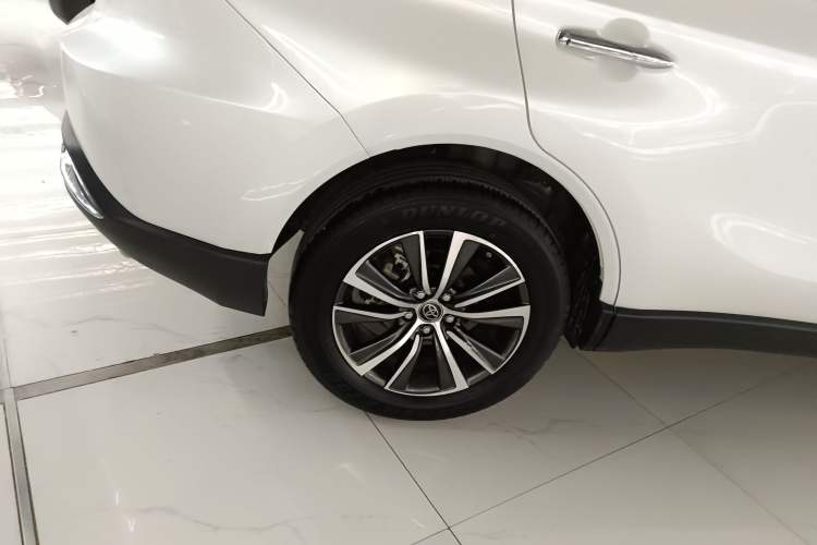 Used Toyota Harrier 2022 2.0L CVT Two-Wheel Drive Entry Version Exterior 3
