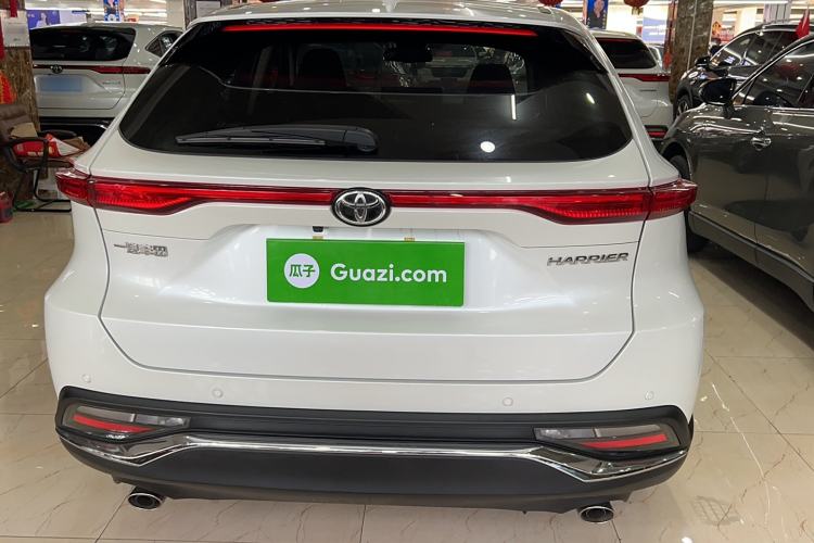 Used Toyota Harrier 2022 2.0L CVT Two-Wheel Drive Deluxe Edition Exterior 4