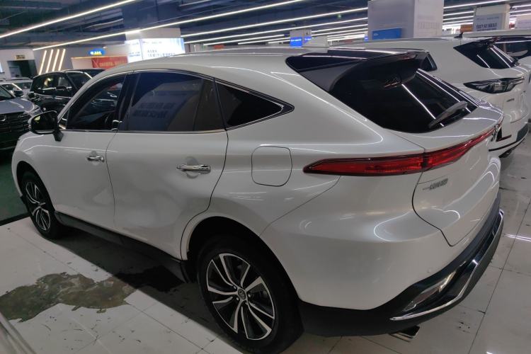 Used Toyota Harrier 2022 2.0L CVT Two-Wheel Drive Luxury Edition Exterior 5