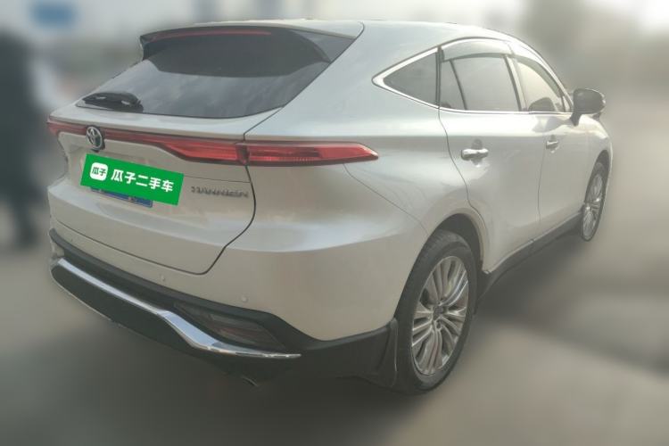 Used Toyota Harrier 2022 2.0L CVT Two-Wheel Drive Deluxe Edition Exterior 5