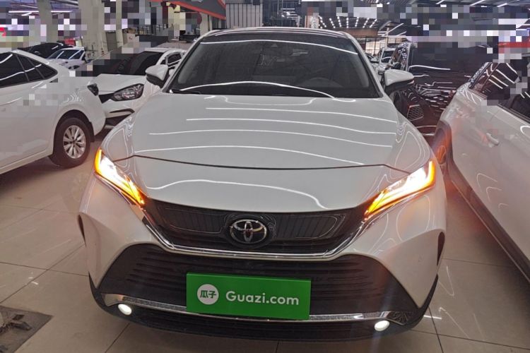 Used Toyota Harrier 2022 2.0L CVT Two-Wheel Drive Deluxe Edition Front