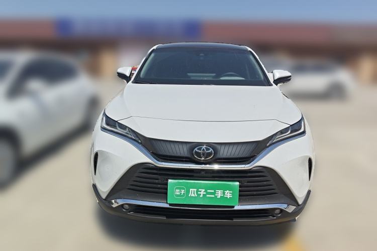 Used Toyota Harrier 2022 2.0L CVT Two-Wheel Drive Deluxe Edition Front