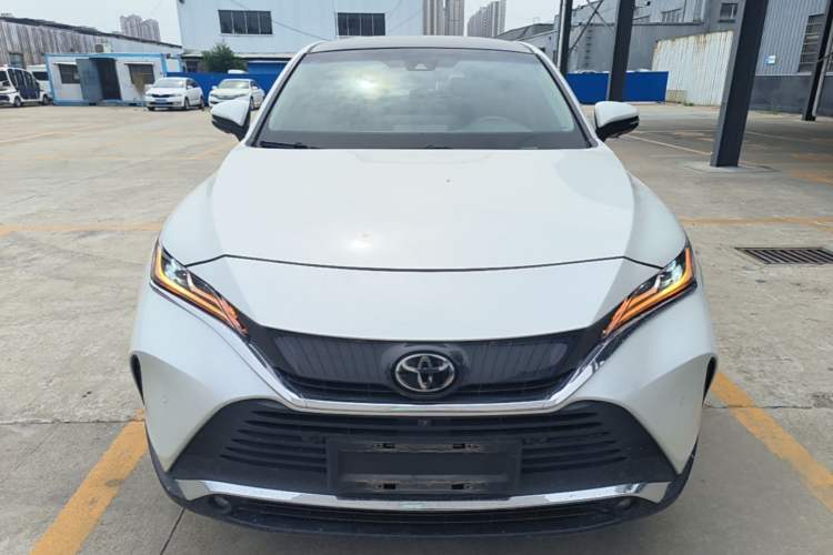 Used Toyota Harrier 2022 2.0L CVT Two-Wheel Drive Deluxe Edition Front