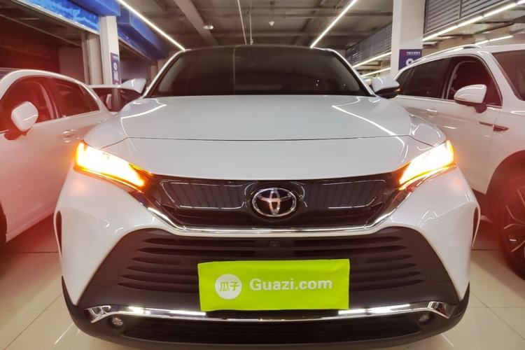 Used Toyota Harrier 2022 2.0L CVT Two-Wheel Drive Deluxe Edition Front