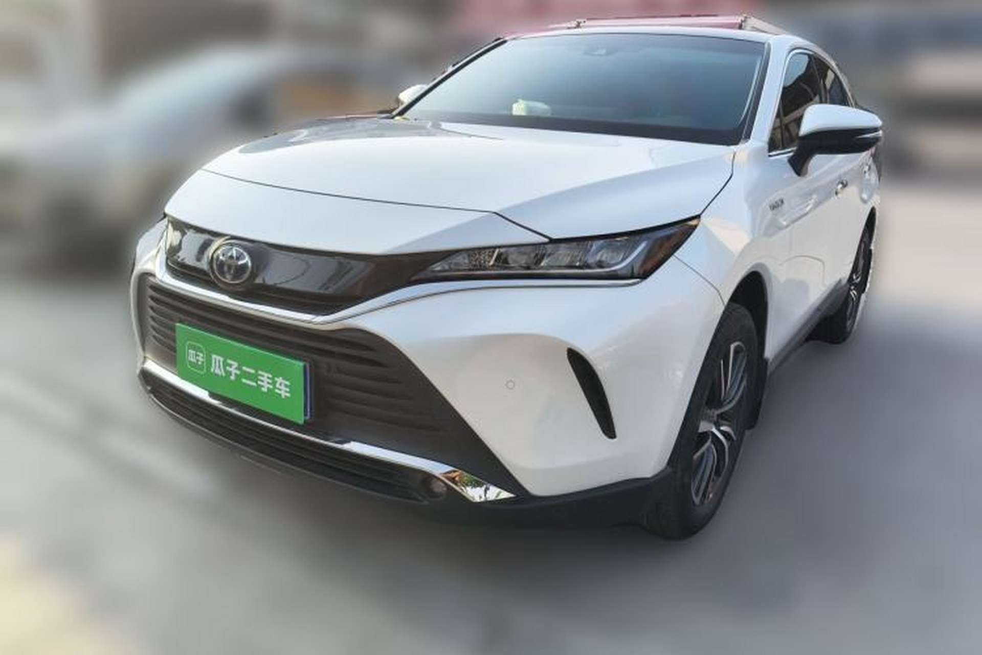 Used Toyota Harrier 2022 Dual-Engine 2.5L CVT Two-Wheel Drive Luxury Edition Front Left 45 Deg