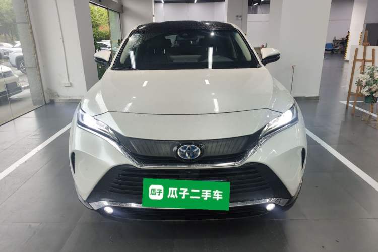 Used Toyota Harrier 2022 Dual-Engine 2.5L CVT Four-Wheel Drive Luxury Edition Front
