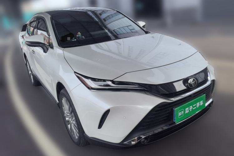 Used Toyota Harrier 2022 2.0L CVT Two-Wheel Drive Deluxe Edition Front Right 45 Deg