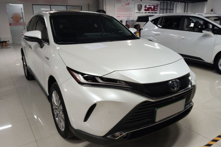 Used Toyota Harrier 2022 Dual-Engine 2.5L CVT Four-Wheel Drive Luxury Edition Front Right 45 Deg
