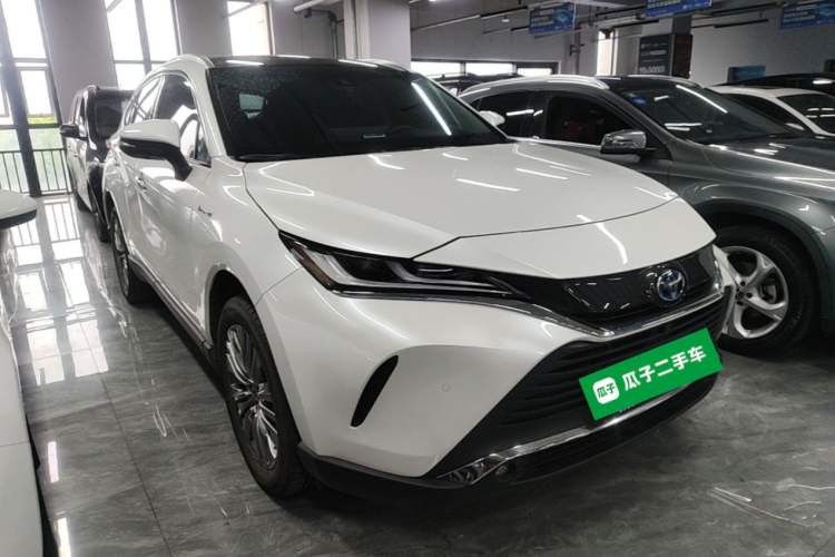 Used Toyota Harrier 2022 Dual-Engine 2.5L CVT Four-Wheel Drive Flagship Edition Front Right 45 Deg