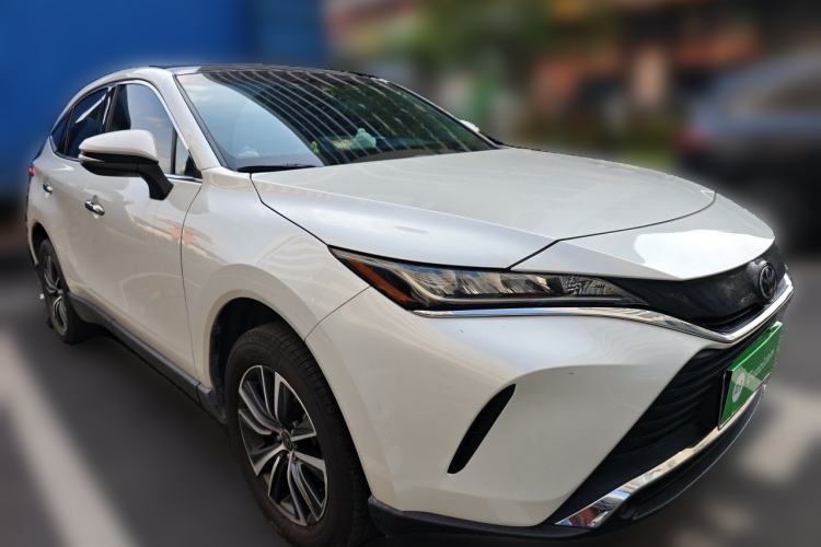 Used Toyota Harrier 2022 2.0L CVT Two-Wheel Drive Entry Version Front Right 45 Deg
