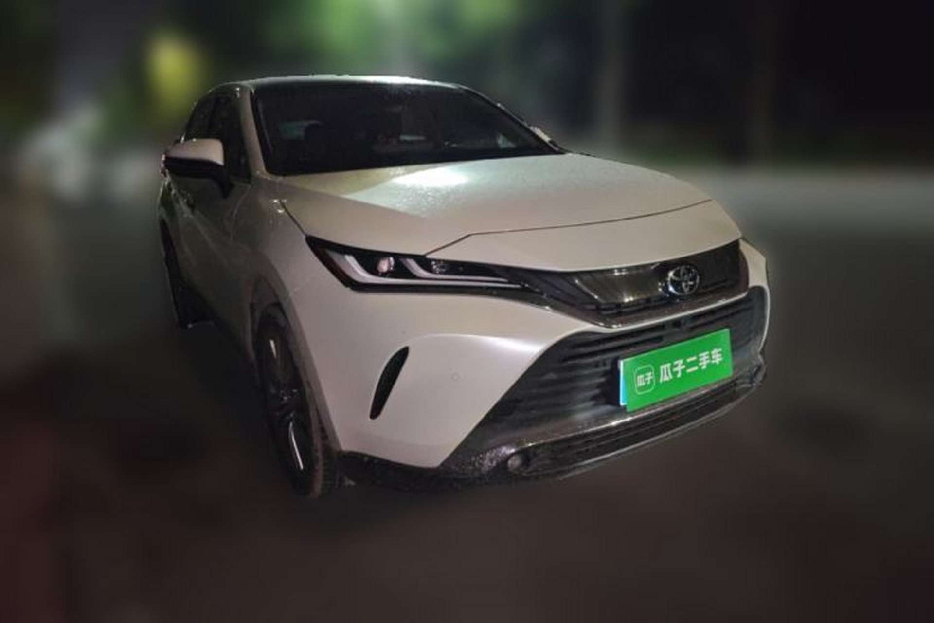 Used Toyota Harrier 2022 2.0L CVT Two-Wheel Drive Deluxe Edition Front Right 45 Deg