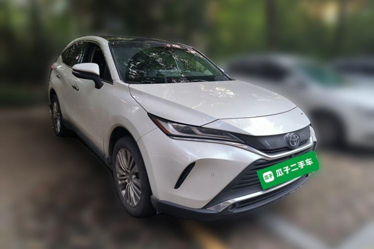 Used Toyota Harrier 2022 2.0L CVT Two-Wheel Drive Deluxe Edition Front Right 45 Deg