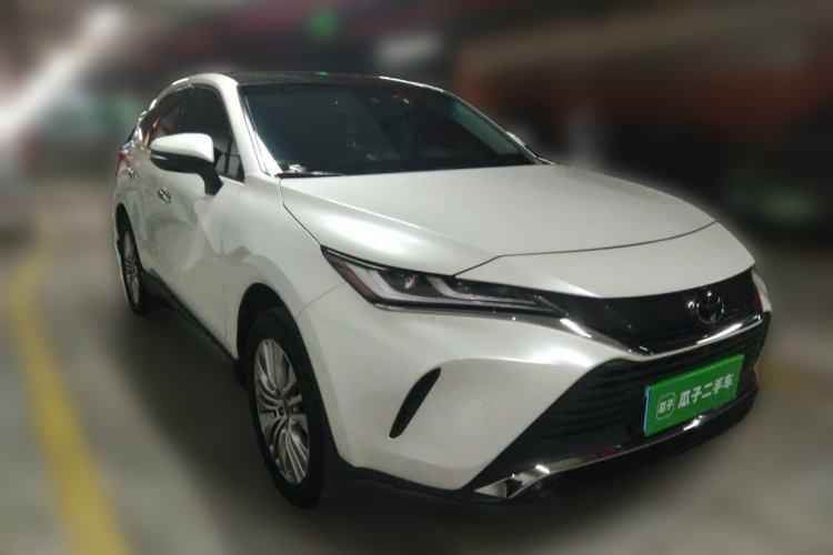Used Toyota Harrier 2022 2.0L CVT Two-Wheel Drive Deluxe Edition Front Right 45 Deg