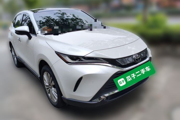 Used Toyota Harrier 2022 2.0L CVT Two-Wheel Drive Deluxe Edition Front Right 45 Deg